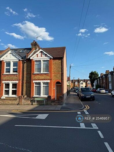 2 Bedroom End Of Terrace House To Rent In Herbert Road, Bromley, BR2