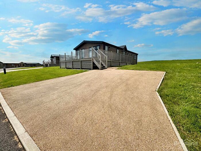 3 Bedroom Lodge For Sale In Lakeland Lodge Coniston View Lodge Park, Colt Park, LA12