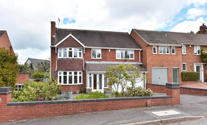 5 Bedroom Detached House For Sale In Kingswinford, The Knoll, DY6