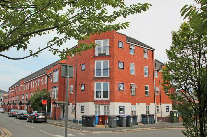 2 Bedroom Apartment To Rent In Rook Street, Hulme, Manchester, M15