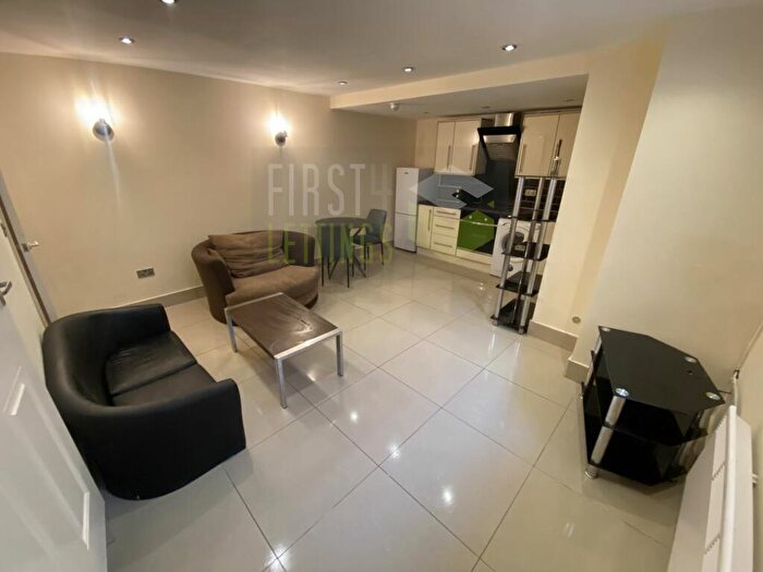1 Bedroom Flat To Rent In St. James Road, Highfields, LE2