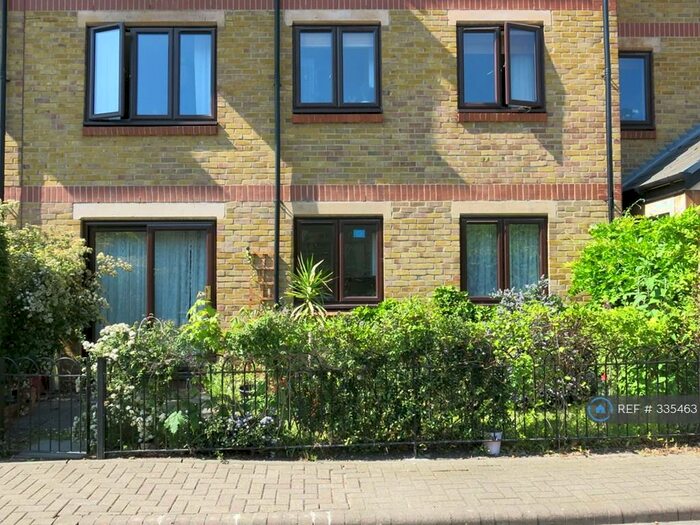 1 Bedroom Flat To Rent In Clapton, London, E5