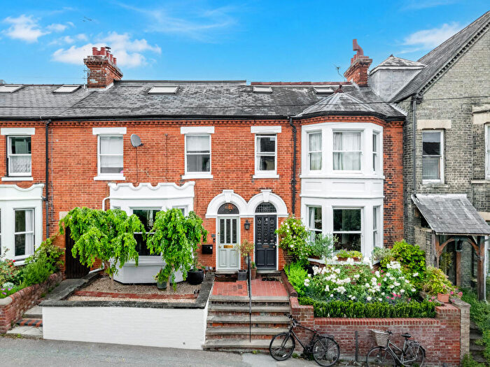 4 Bedroom Terraced House For Sale In Hertford Street, Cambridge, CB4