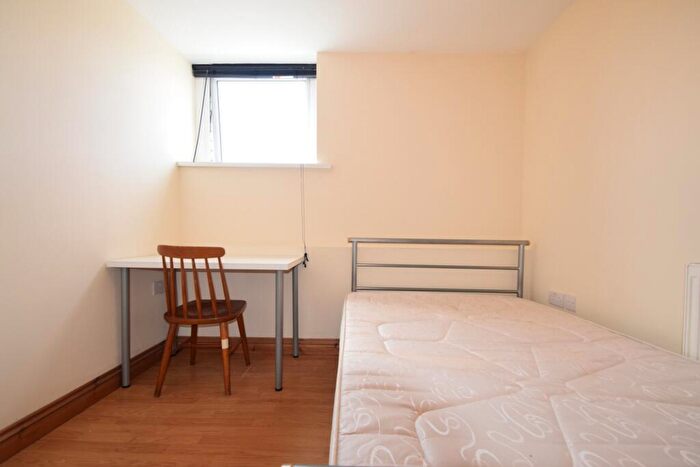 10 Bedroom House To Rent In Woodville Road, Cathays, CF24