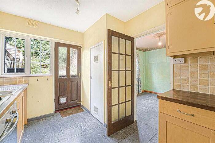 3 Bedroom Terraced House For Sale In Bevis Close, Dartford, Kent, DA2
