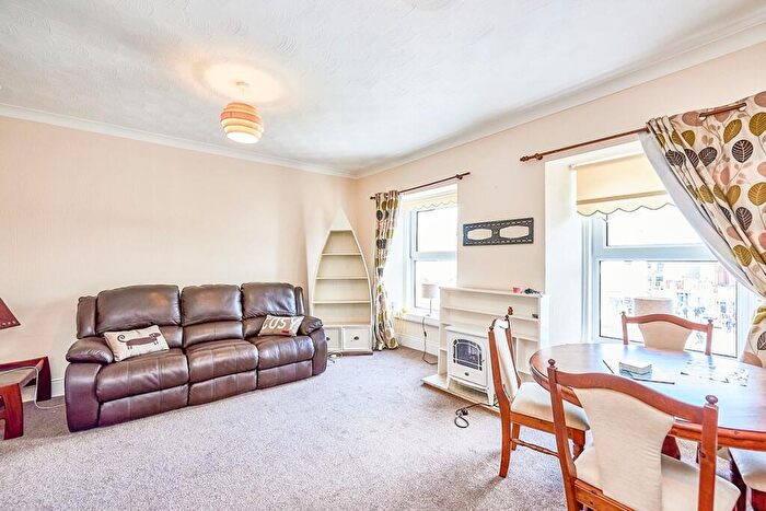 1 Bedroom Flat To Rent In Castle Street, Dumfries, DG1