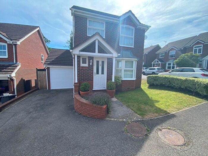 3 Bedroom Detached House To Rent In Poultney Close, Shenley, WD7