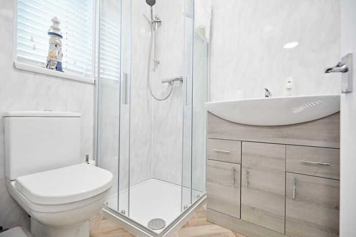 5 Bedroom Semi-Detached House To Rent In Peterkin Road, Norwich, NR4
