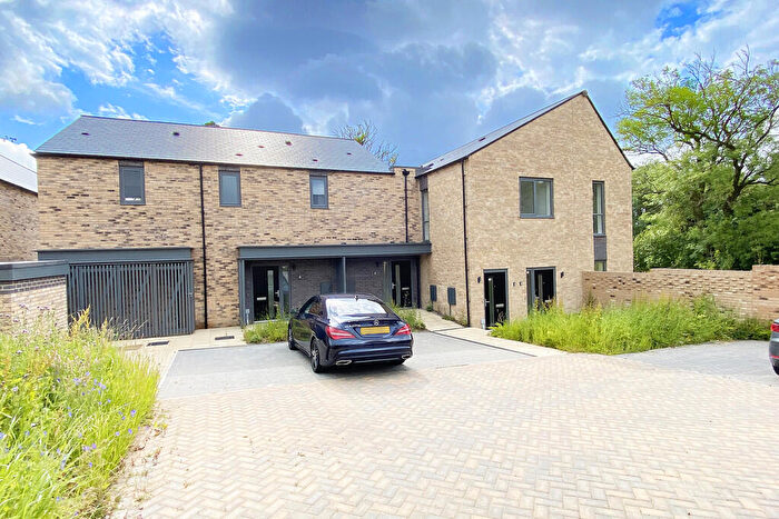 2 Bedroom Apartment To Rent In Lindley Mews, Harrogate, HG3