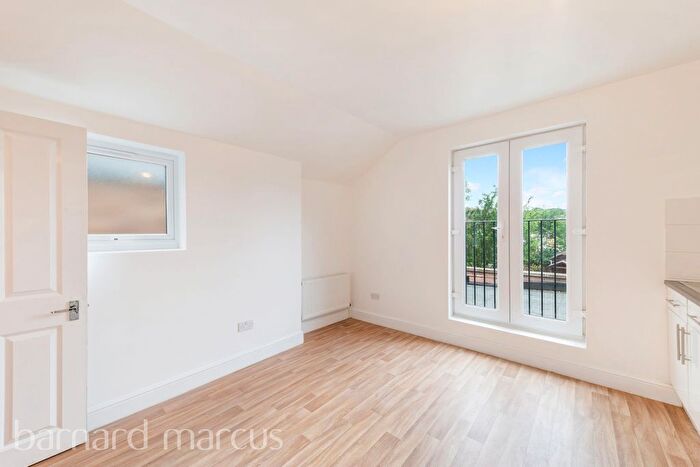 1 Bedroom Flat To Rent In Beulah Road, Thornton Heath, CR7