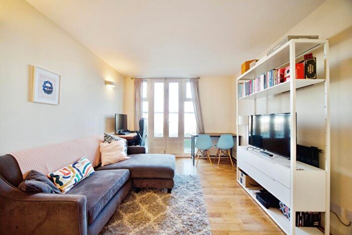 1 Bedroom Flat For Sale In Fairfield Road, London, E3