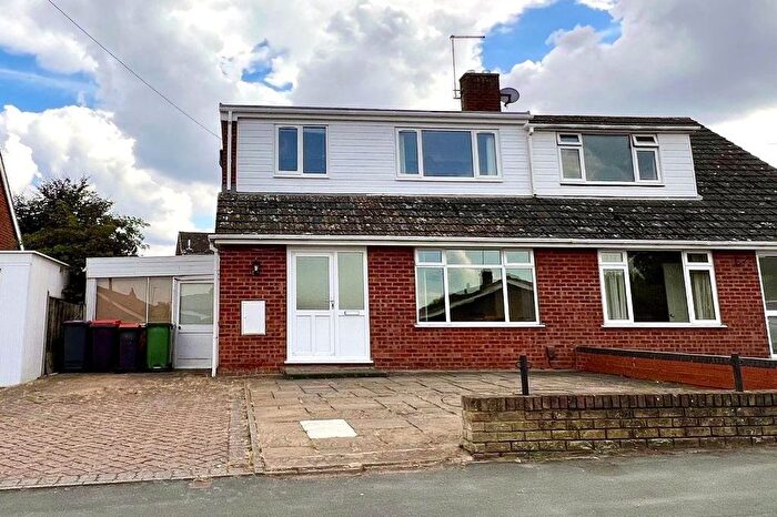 6 Bedroom Semi-Detached House To Rent In Longford Road, Newport, TF10