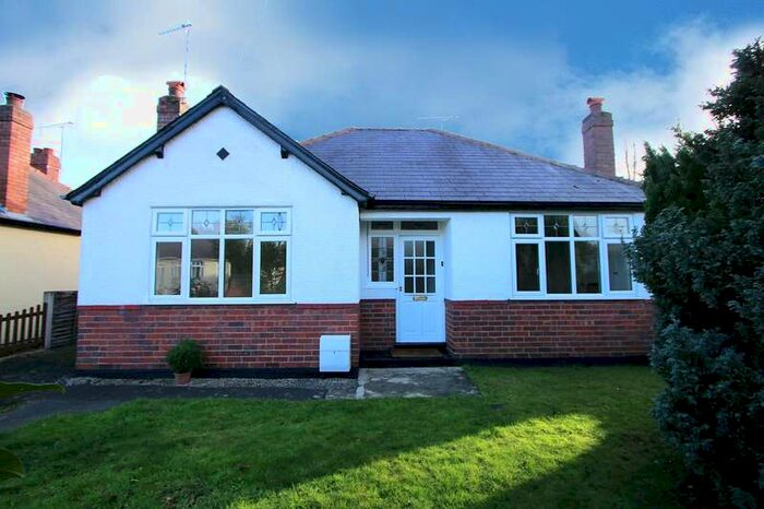 3 Bedroom Detached Bungalow To Rent In The Crescent, Hagley, Hagley, DY8