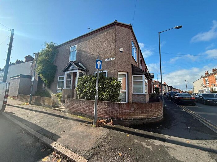 End Of Terrace House To Rent In Lodge Road, Rugby, CV21