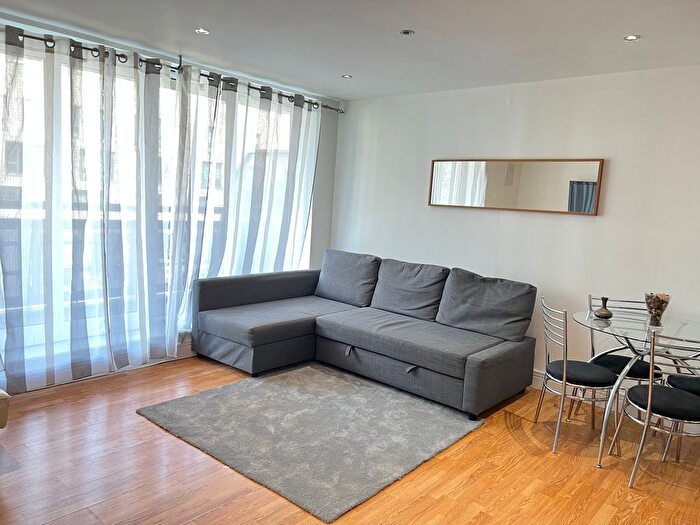1 Bedroom Flat To Rent In Wards Wharf Approach (Tradewinds), Wards Wharf Approach (Tradewinds), E16