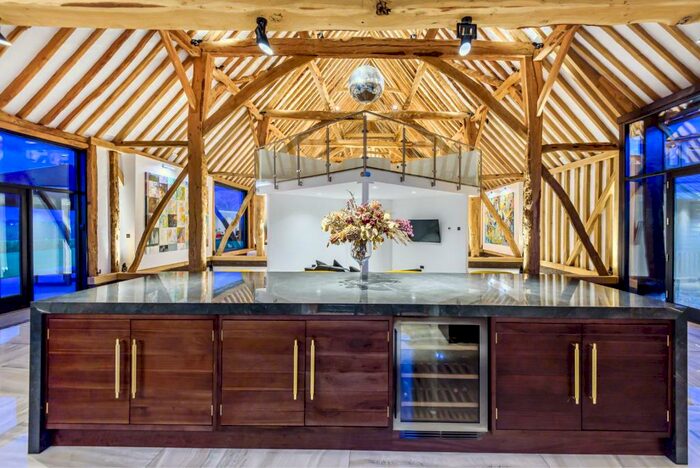 5 Bedroom Detached House For Sale In Spellbrook Lane, Sawbridgeworth, Hertfordshire, CM21