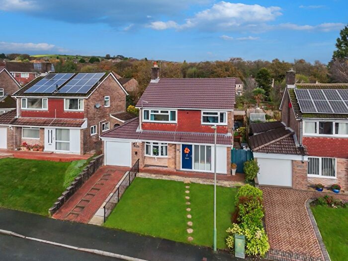4 Bedroom Detached House For Sale In Bryn Siriol, Caerphilly, CF83