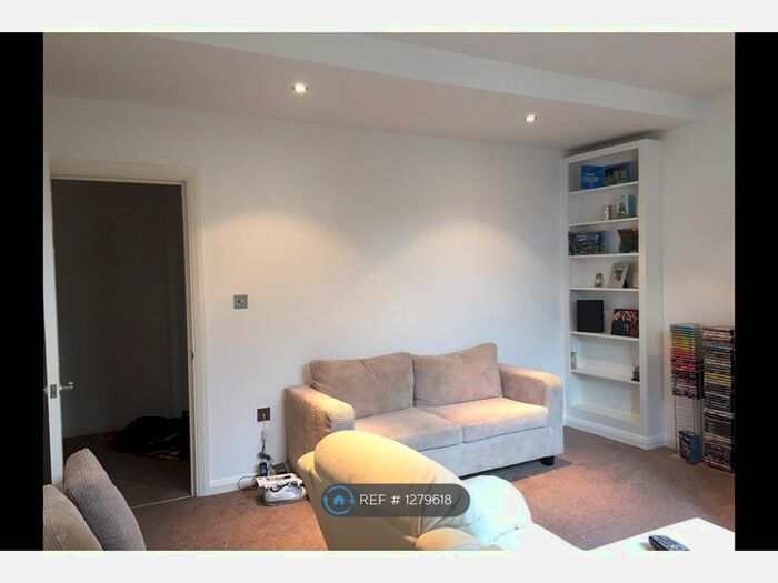 1 Bedroom Flat To Rent In Beckenham Road, Beckenham BR3
