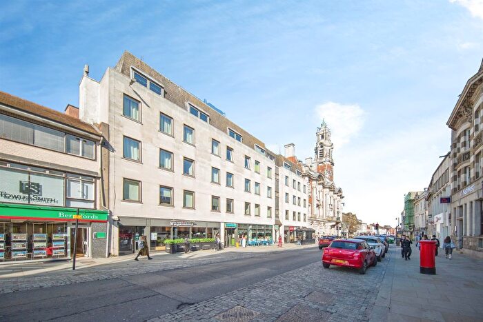 1 Bedroom Flat For Sale In High Street, Colchester, CO1