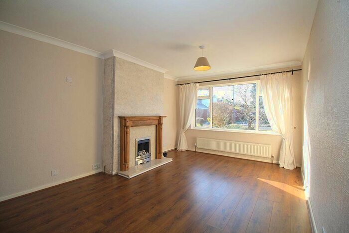 3 Bedroom Semi-Detached House To Rent In Dulverton Close, Loughborough, LE11