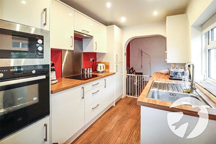 2 Bedroom Terraced House For Sale In Brook Street, Northumberland Heath, Kent, DA8