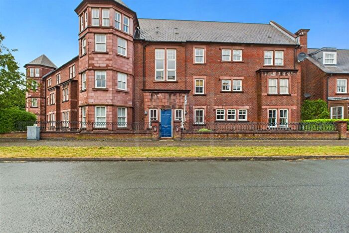 2 Bedroom Flat For Sale In Keepers Road, Grappenhall, Warrington, WA4