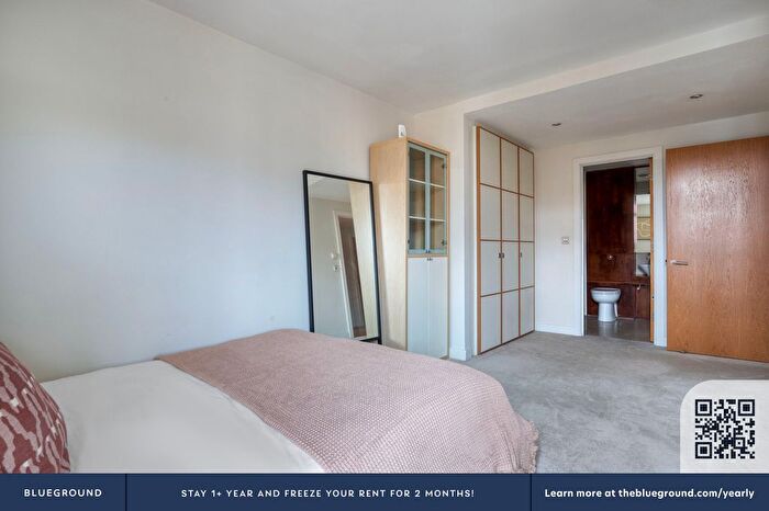2 Bedroom Flat To Rent In London Borough Of Camden, NW6