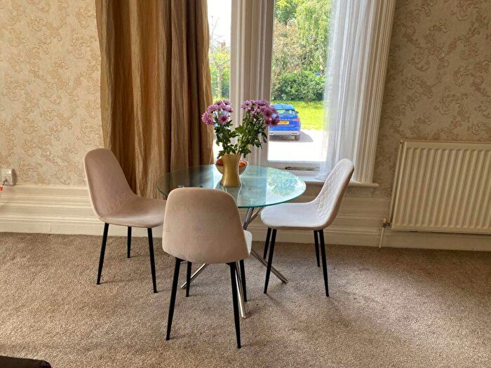 2 Bedroom Apartment To Rent In Boothroyd House, Sale, M33
