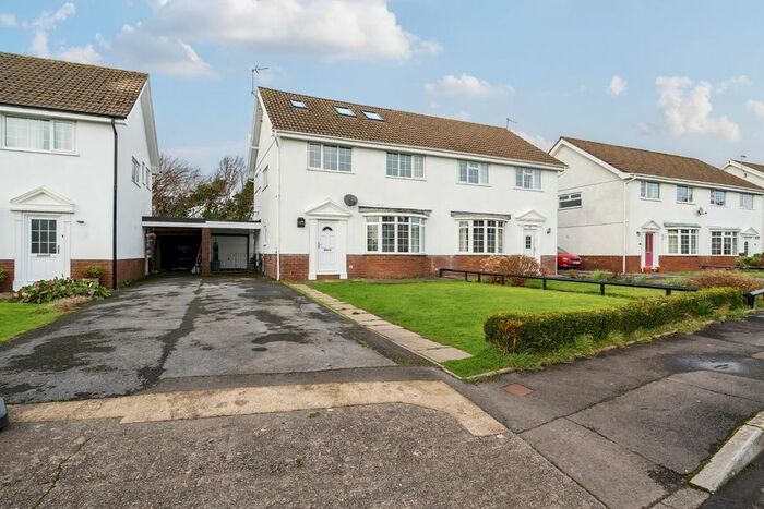 4 Bedroom Semi-Detached House For Sale In Eastland Park, Bishopston, Swansea, SA3