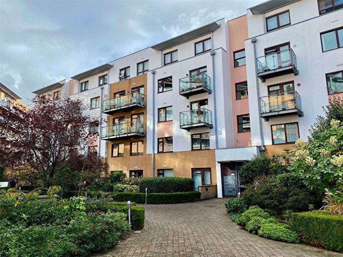 1 Bedroom Flat For Sale In St David Mews, Lower College St, Bristol, BS1