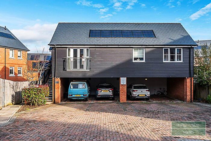 2 Bedroom Property For Sale In Davison Court, Dunton Green, Sevenoaks, TN14