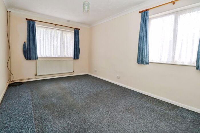 2 Bedroom Bungalow For Sale In Samsons Road, Brightlingsea, CO7