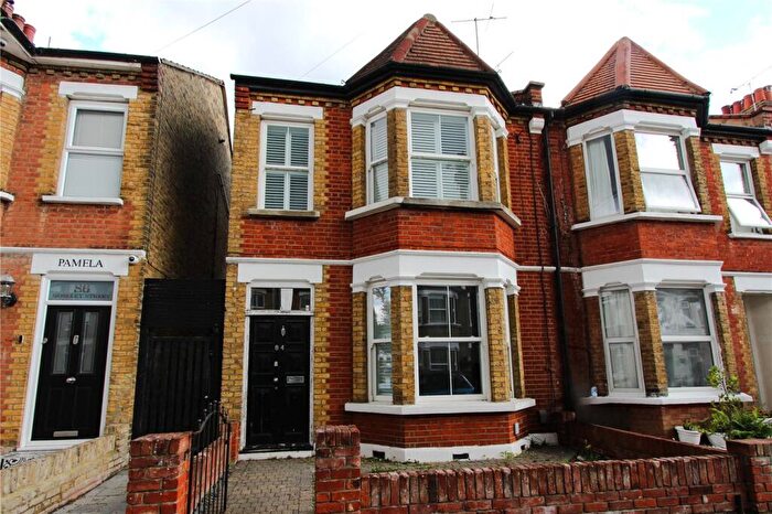 3 Bedroom End Of Terrace House To Rent In Moseley Street, Southend-on-Sea, Essex, SS2