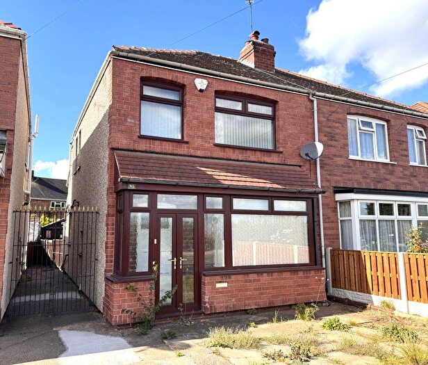 3 Bedroom Semi Detached House For Sale In Doncaster Lane, Woodlands, Doncaster, DN6