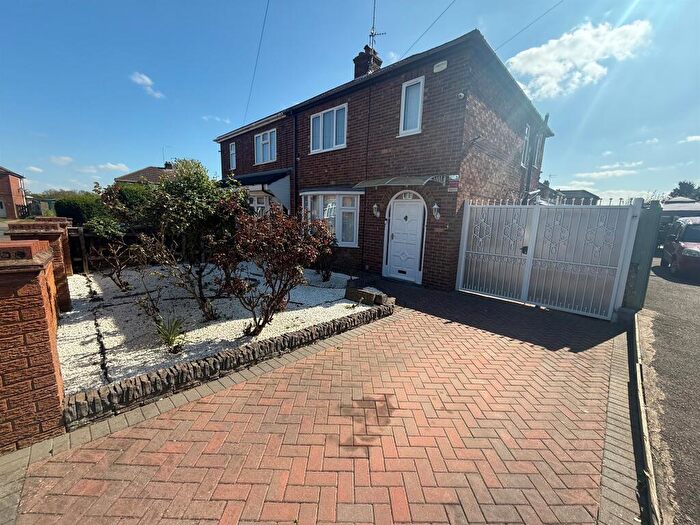 3 Bedroom Semi Detached House For Sale In Southfields Drive, Peterborough, PE2