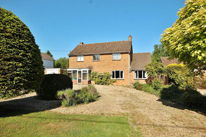 3 Bedroom Detached House For Sale In East End, Oxfordshire, OX29