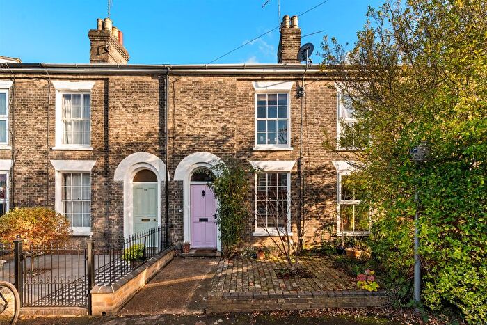 2 Bedroom Terraced House For Sale In Gladstone Street, Norwich, NR2