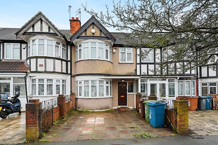 4 Bedroom Terraced House For Sale In Minehead Road, Harrow, HA2