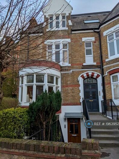 2 Bedroom Flat To Rent In Anson Road, London, N7