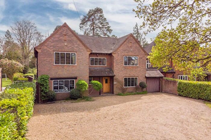5 Bedroom Detached House For Sale In Windsor Road, Gerrards Cross, SL9
