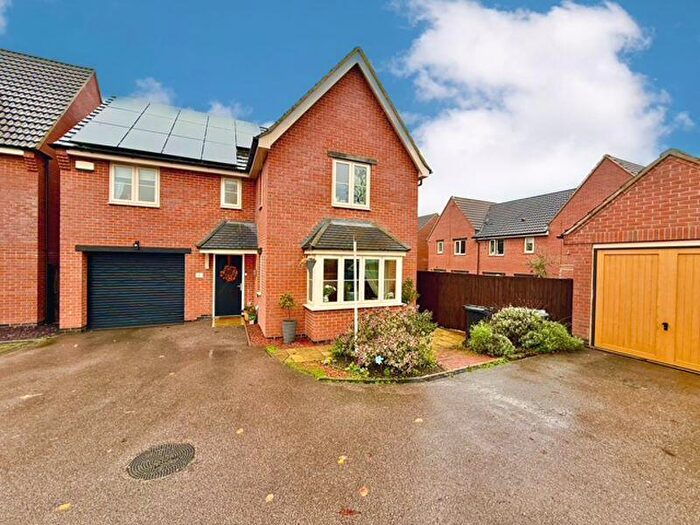 4 Bedroom Detached House For Sale In Fabulous Family Home - Stunning Location, NG33