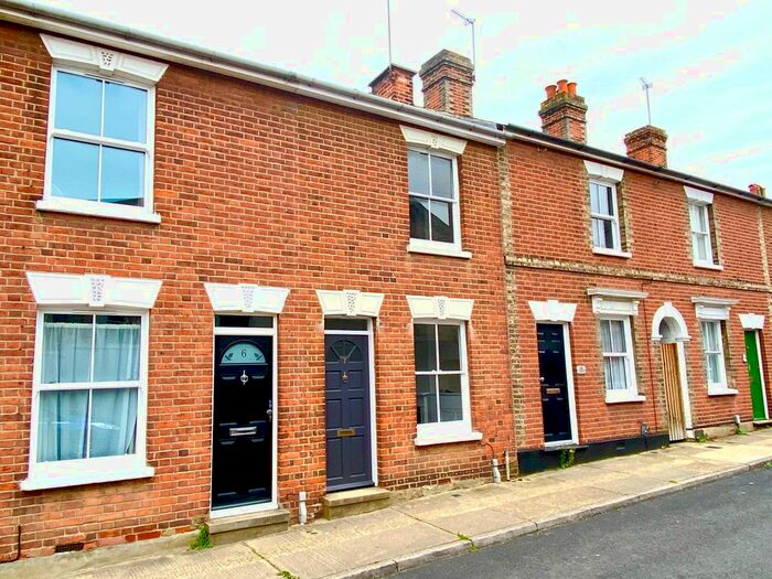 2 Bedroom Terraced House To Rent In Hospital Road, Colchester, CO3