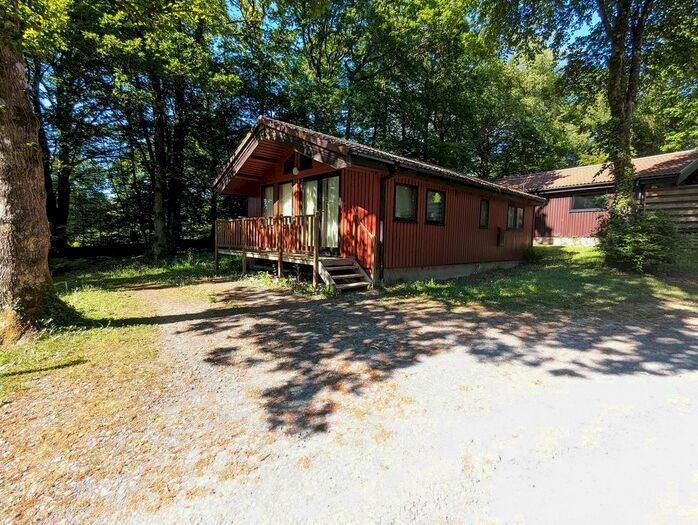 2 Bedroom Detached Bungalow For Sale In Allt Esgair, St. Clears, Carmarthen, Carmarthenshire., SA33