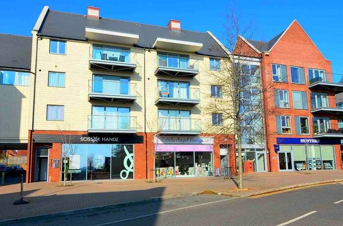 2 Bedroom Flat To Rent In Sir John Fogge Avenue, Ashford, TN23