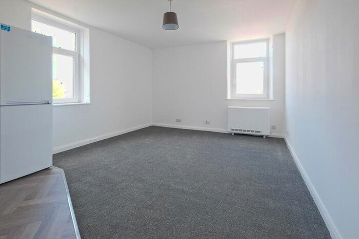 2 Bedroom Apartment To Rent In Hornby Road, Blackpool, Lancashire, FY1
