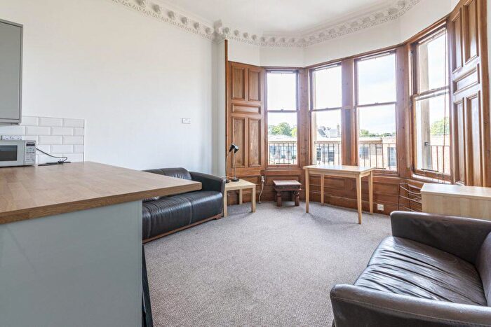 4 Bedroom Flat To Rent In L, Lauderdale Street, Edinburgh, EH9