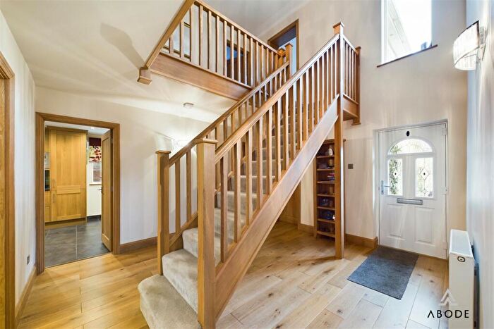 5 Bedroom Detached House For Sale In Scalpcliffe Close, Burton-On-Trent, DE15