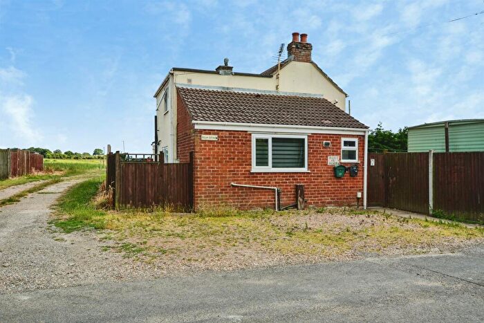2 Bedroom Cottage For Sale In Chapel Lane, Friskney, Boston, PE22