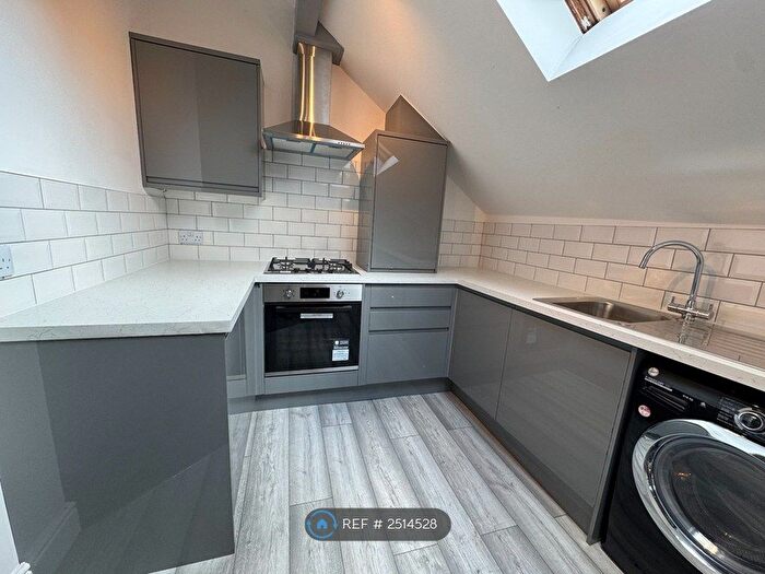 1 Bedroom Flat To Rent In Warmsworth Road, Doncaster, DN4