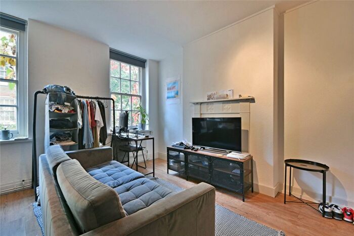 1 Bedroom Flat To Rent In Sylvester Road, Hackney, E8